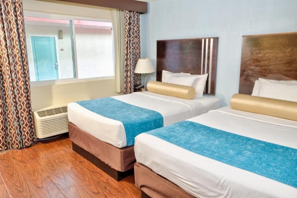 سان دييغو إن شروق الشمس image 16